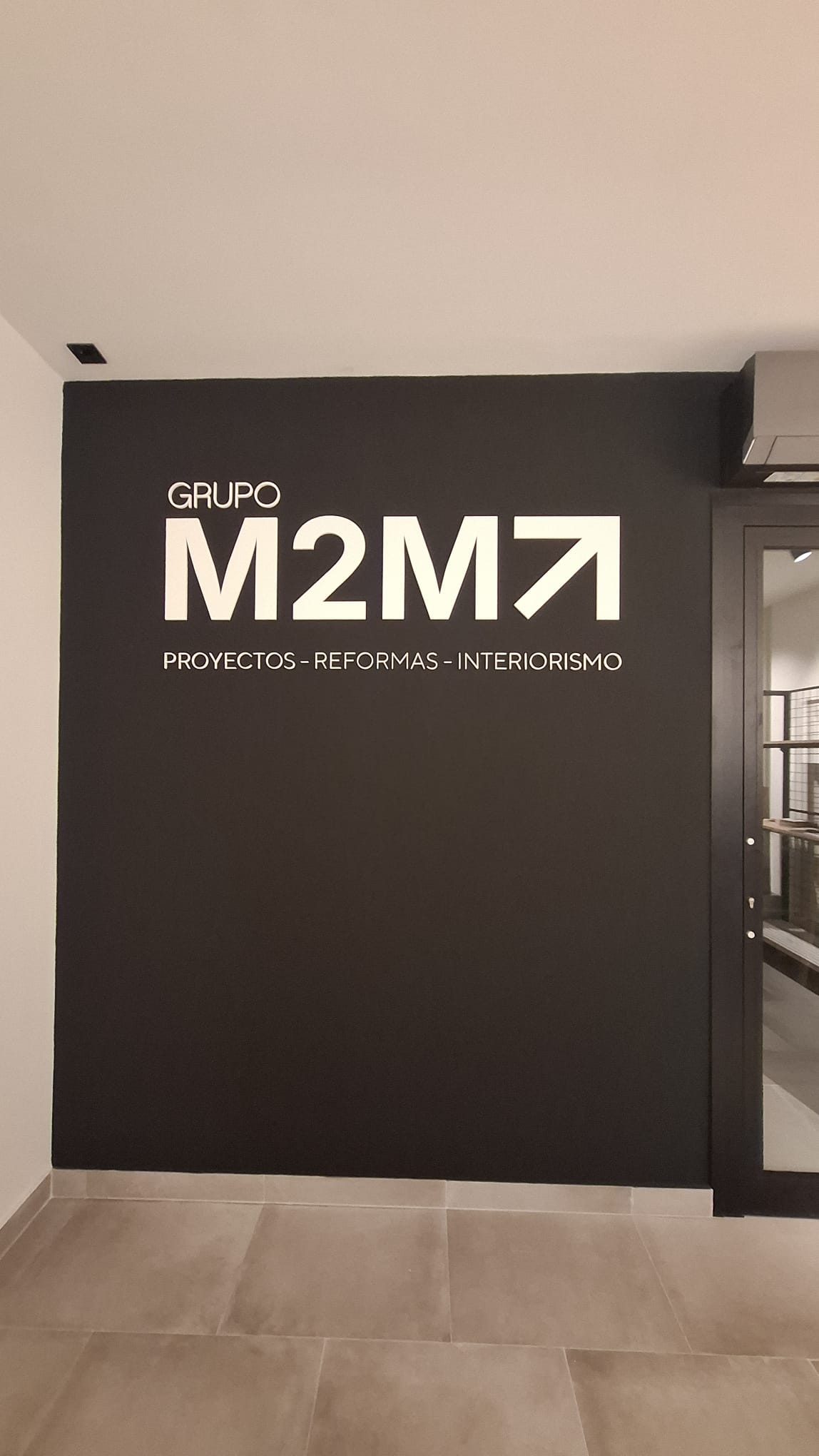 Exposición interior de Grupo M2M Reformas en Massamagrell